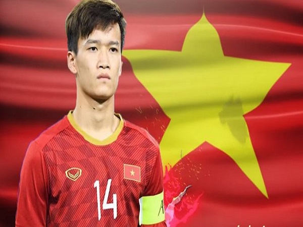 Cầu thủ Hoàng Đức "viên ngọc đang sáng" của Việt Nam