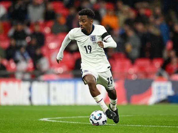 Những dấu ấn trong sự nghiệp của Angel Gomes