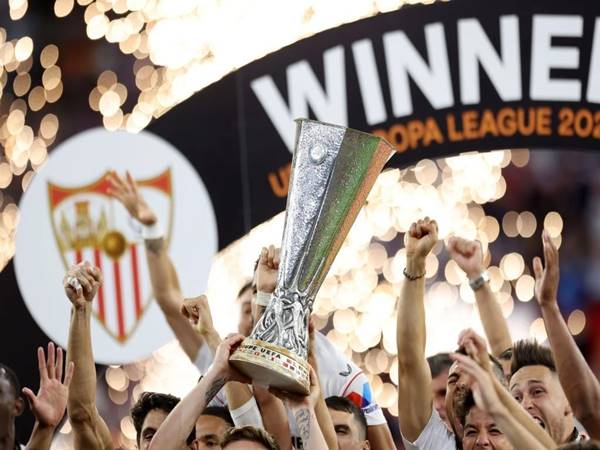 Lịch sử Europa League qua các thời kỳ
