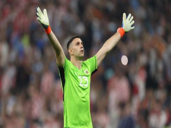 Thủ môn của Argentina Emiliano Martínez