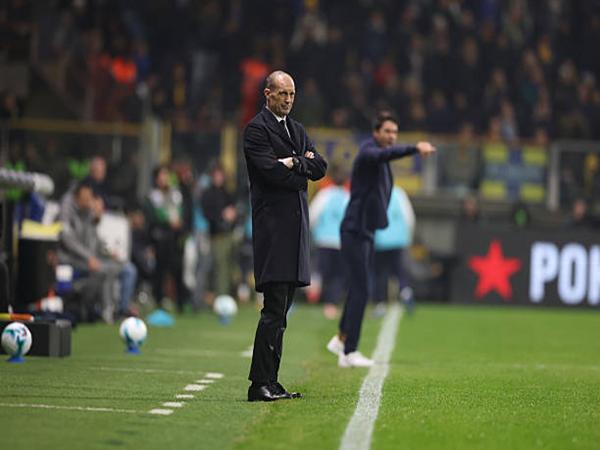 Tin AC Milan 17/11: Allegri thất vọng khi bị mất 2 điểm