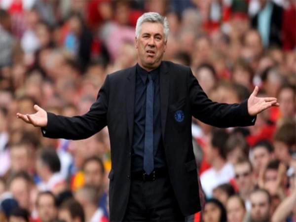 Huấn luyện viên Carlo Ancelotti