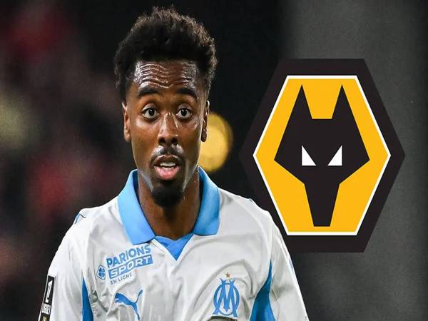 Bóng đá Anh: Wolves tính giải cứu Angel Gomes