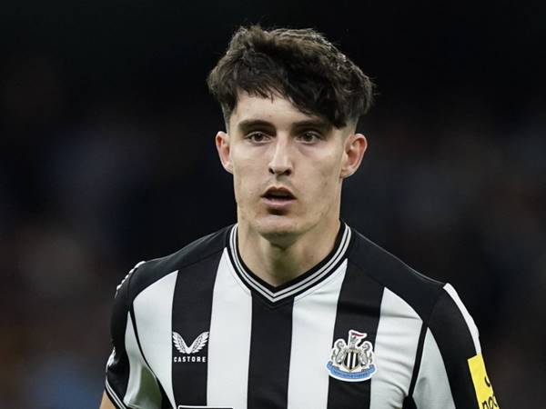 Tino Livramento có phải mảnh ghép chiến lược của Arsenal