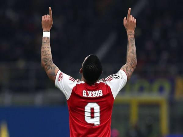 Tin chuyển nhượng: Gabriel Jesus sáng cửa gia nhập AC Milan