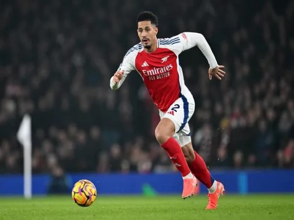 Vai trò của các hậu vệ Arsenal trong lịch sử CLB Vai trò của các hậu vệ Arsenal trong lịch sử CLB